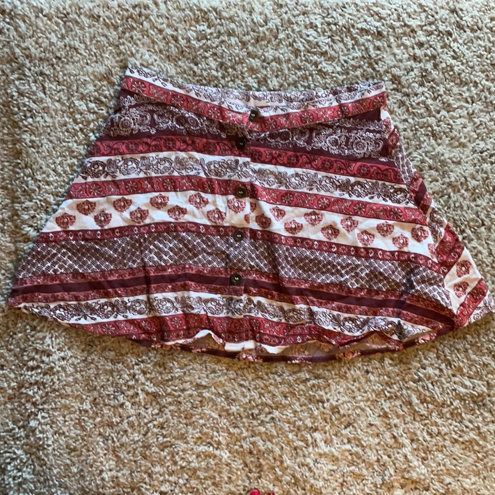 Cute skirt!